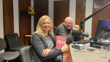 "Mēs ejam tālāk uz kaut ko labāku." Intervija ar rakstnieci Ingu Žoludi