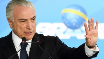 Brazīlijas prezidentam Mišelam Temeram izvirzītas oficiālas apsūdzības korupcijā