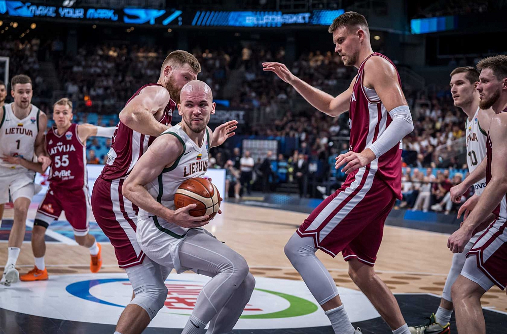Latvija piekāpjas Lietuvai un noslēdz Eiropas čempionātu. Pēcspēles studija