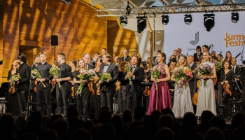 Jūrmalas festivāla noslēguma koncerts "Dzimuši Latvijā" Dzintaru koncertzālē