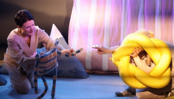 Театр для грудничков: в Риге создан спектакль для детей от 9 месяцев