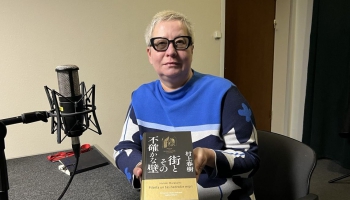 Haruki Murakami fantāziju "Pilsēta un tās nedrošie mūri" var lasīt dažādos līmeņos