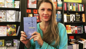 Rakstniece Laura Vinogradova: Grāmatā "Lāču kalns" ir milzums manis