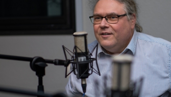 Tapusi "Latviešu džeza tēmu grāmata"! Intervja ar tās idejas autoru Indriķi Veitneru