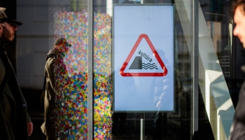 Kāpēc populisti kāro "savaldīt" kultūras nozari? Pētām notikumus Lietuvā un citviet