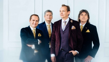 Grupa “bet bet” Ziemassvētkos aicina uz koncertu sēriju “Burvīga nakts 2025”