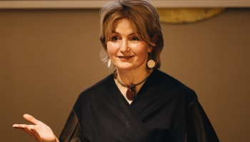 Elīna Apsīte: Rūpes par Jettiņas cimdiem ir manī no ļoti agras bērnības