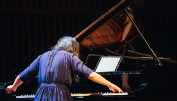 Vikija Čova (klavieres) koncertzālē "Latvija" 