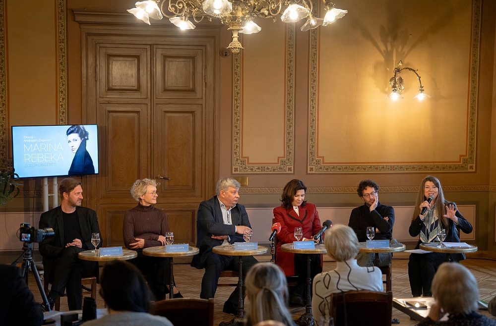 Mikēle Gamba Marina Rebeka