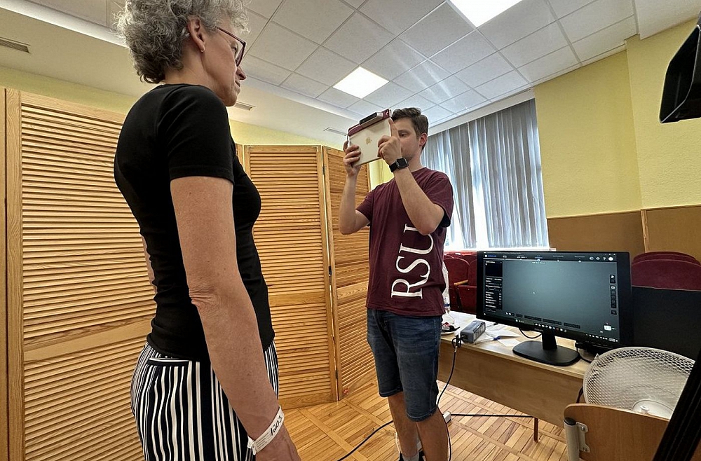 Antropologi turpina mērīt Latvijas iedzīvotājus. Šogad aizvadīta ekspedīcija Kurzemē