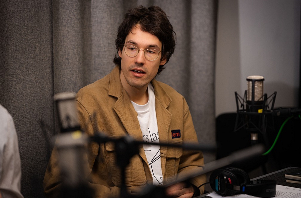 grāmatu stāsti valentīndiena valentīna diena erotika mīlestība