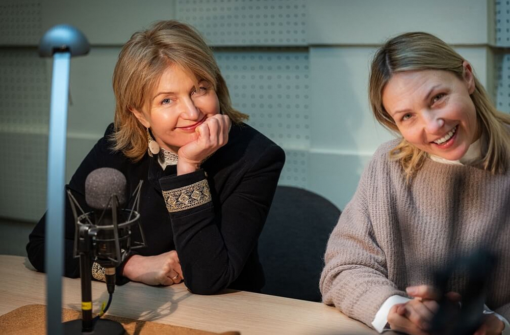 Elīna Apsīte un lidija Lipora