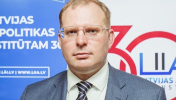 Aukstas teorijas karstā pasaulē. Saruna ar Kārli Bukovski