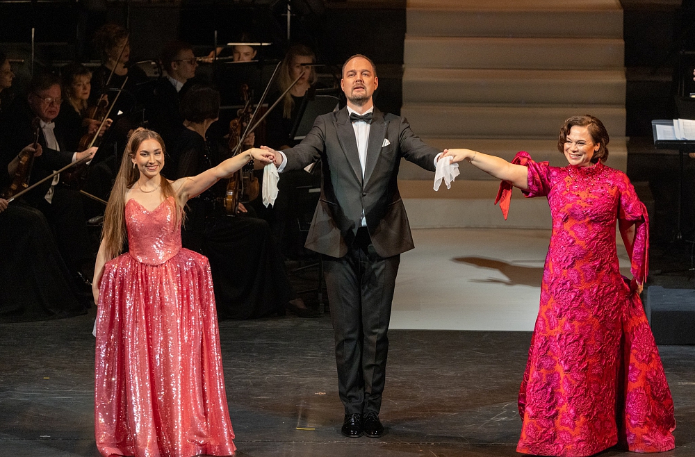 Vecgada koncerts Operā