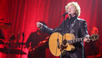 Leģendārajai britu grupai "Simply Red" - 40