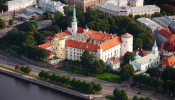 Vai zini, kurš no sešiem Rīgas pils torņiem ir visjaunākais?