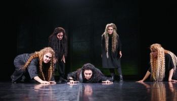 Kas paliek pāri, kad visu atņem karš? Daugavpils teātrī tapusi Eiripīda traģēdija "Hekube"