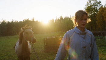 Nedrīkst konstruēt jaunu realitāti. Dokumentālā filma “Turpinājums. Pieaugšana” 