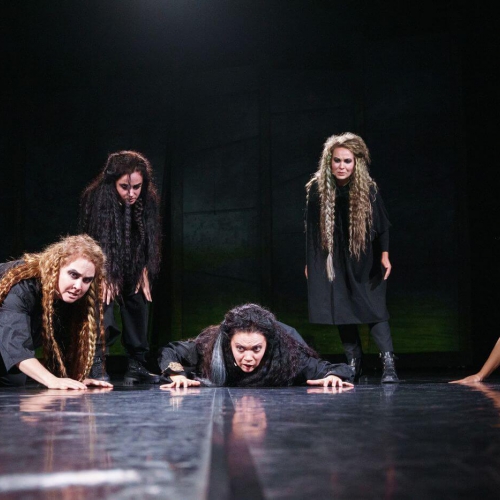 Kas paliek pāri, kad visu atņem karš? Daugavpils teātrī tapusi Eiripīda traģēdija "Hekube"