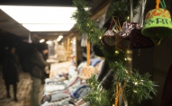 Ziemassvētku tirdziņi Latvijā varēs notikt "zaļajā režīmā". Par to vēl lems valdība