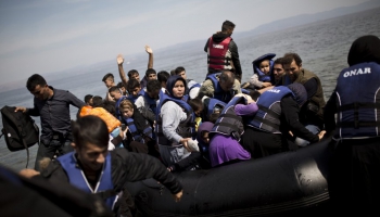 Grieķija bēgļu krīzes risināšanā iesaistīs armiju