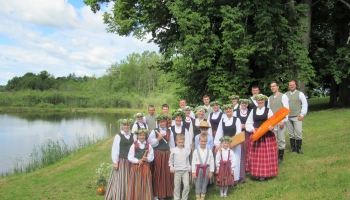 LR2 ēterā Daugavpils folkloras kopa "Svātra"