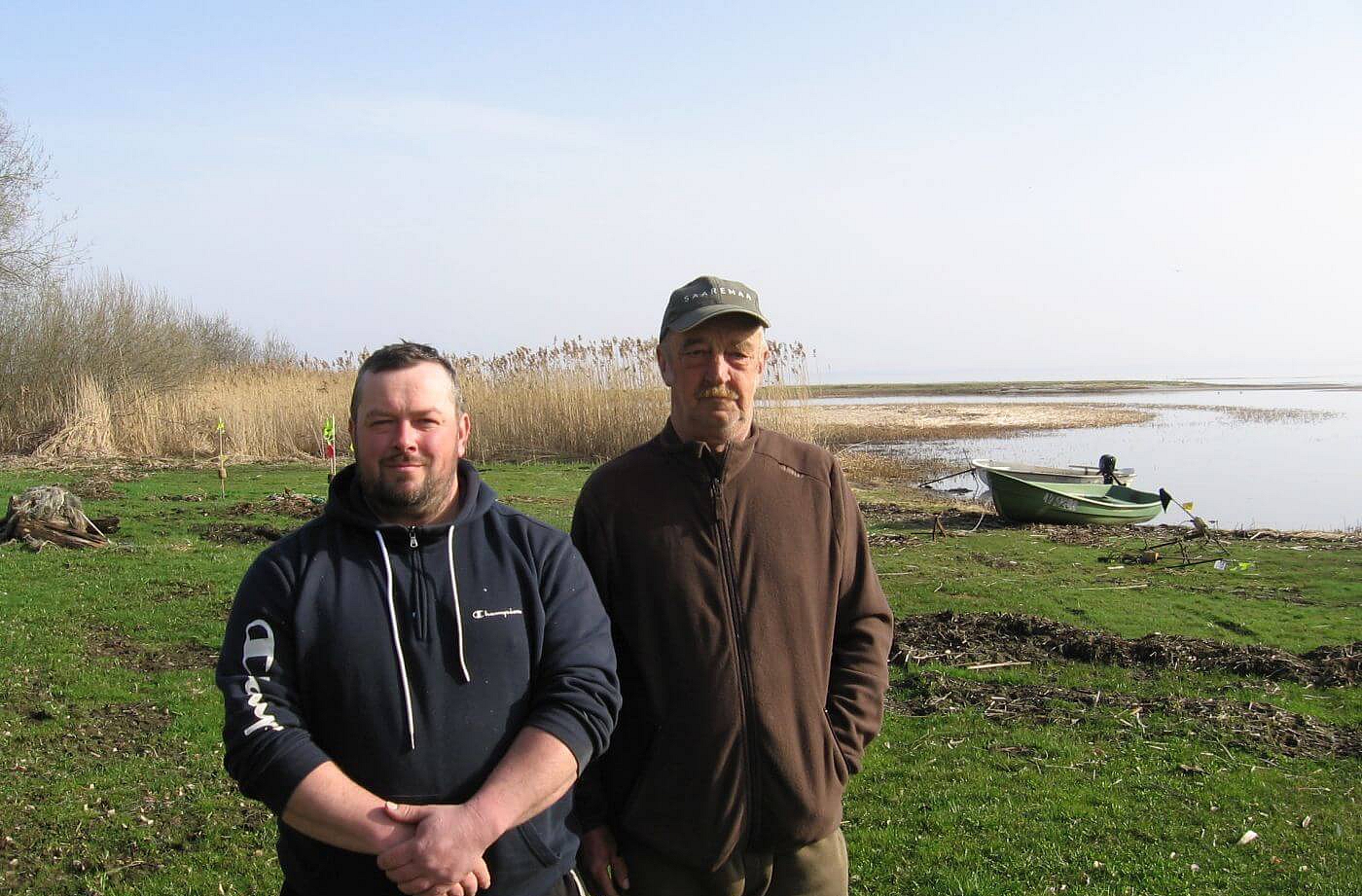 Andris un Ivars Cīruļi Bērzciemā ir piekrastes zvejnieki jau vairākas paaaudzēs