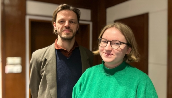 Patvērums un kasešu graudainais skanējums Edgara Rubeņa mūzikā