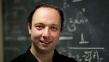 Fiziķis Vjačeslavs Kaščejevs: Zinātne neapstājas laboratorijā vai bibliotēkas plauktā