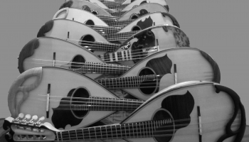 Semjona Čerņecka Koncertpolku spēlē Celtnieku kultūras nama "Oktobris" mandolīnu orķestris