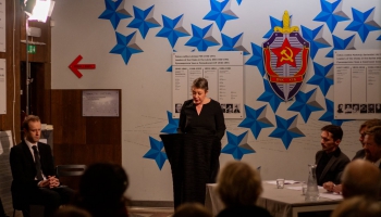 Kā pāraudzināt filozofu?