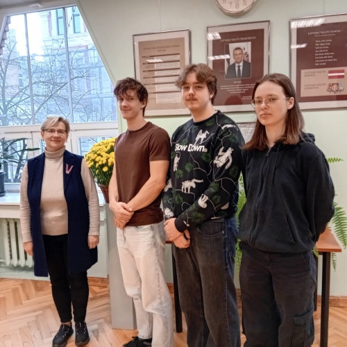 Latviešu bērns bijušajā krievu skolā? Īpaši vidusskolu klasēs viņu jau daudz