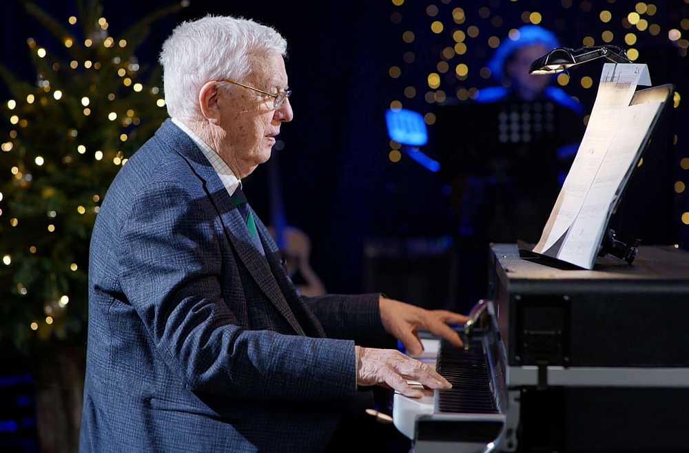 radioteatris-2025-Ziemassvētku-prieks raimods pauls