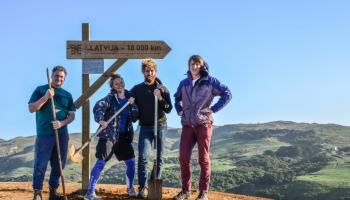 Ceļojums uz pasaules malu – trīs jaunieši no Latvijas līdz Pita salai ceļoja pusotru gadu