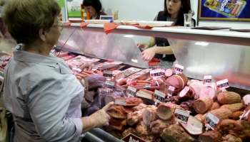 Zinātniski mēģinās pierādīt vajadzību arī turpmāk ar tradicionālām metodēm kūpināt gaļu