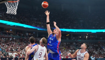 Latvijas basketbolisti spraigā cīņā zaudē Serbijai ar 80 pret 84. Pēcspēles studija