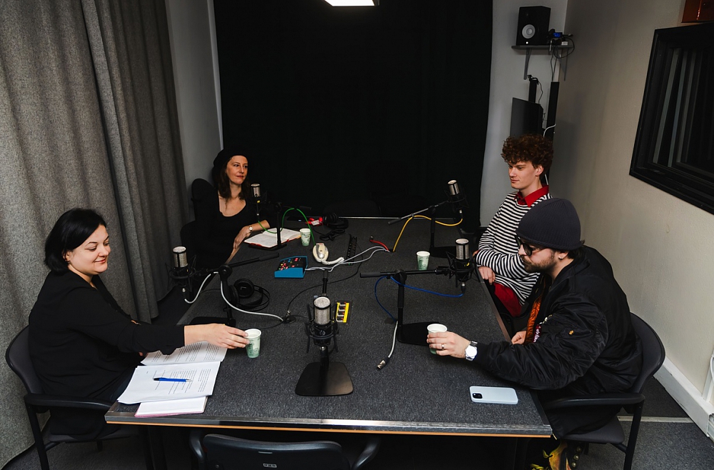 Latvijas teātra nākotne. Jaunie režisori Gusts Ābele, Henrijs Arājs un Egija Silāre