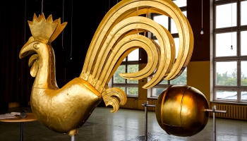 Vai zini, kādi bija Senās Rīgas gaiļi?