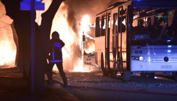Turcija par Ankaras sprādziena rīkotājiem uzskata kurdu kaujiniekus
