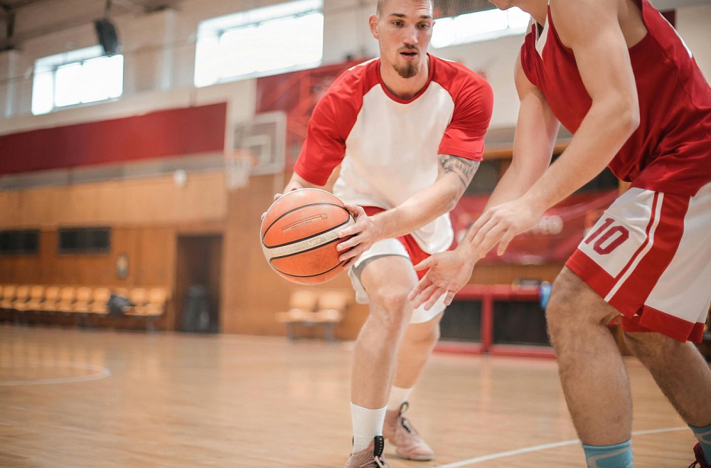 Kādas ir iespējas amatieriem uzspēlēt basketbolu?