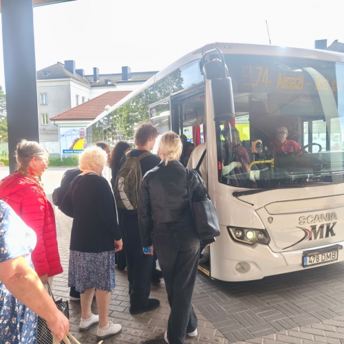 Pārrobežu autobusi - reāla nepieciešamība, vai eksperiments par Eiropas naudu