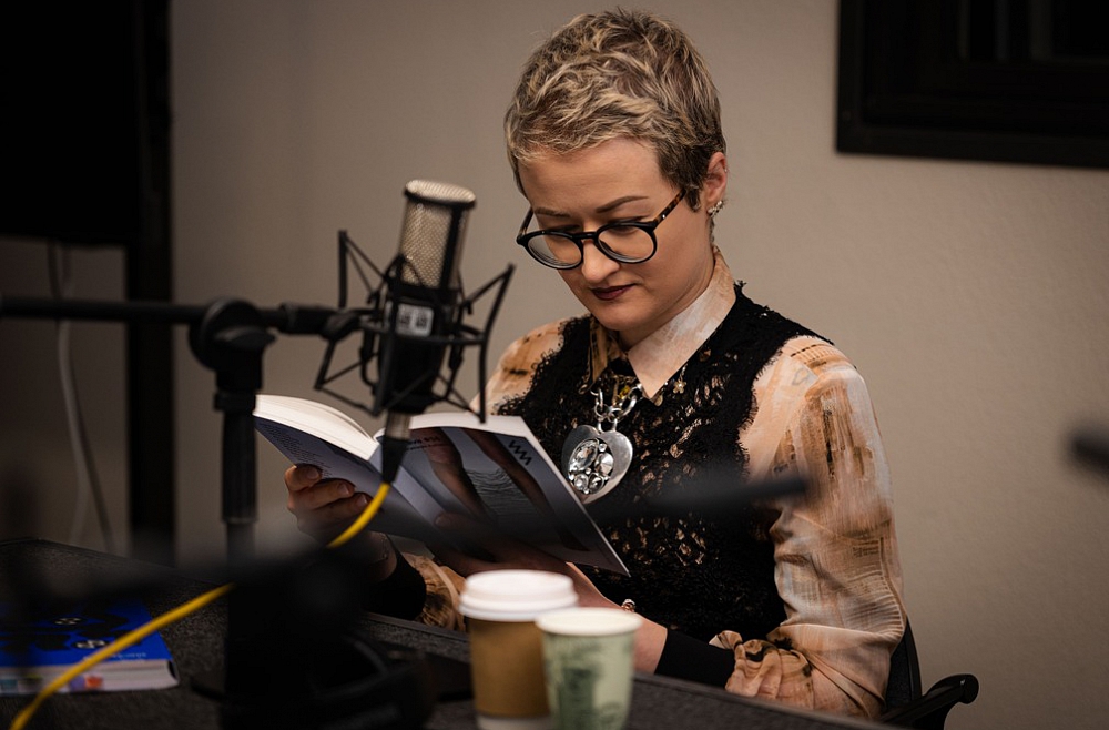 grāmatu stāsti valentīndiena valentīna diena erotika mīlestība