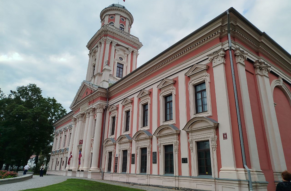 Елгава