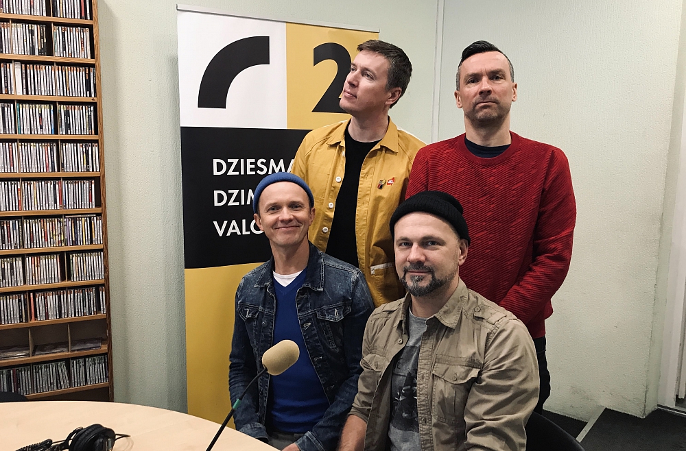 Latviešiem pasaulē