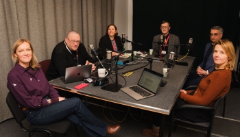 Ko mūsdienās nozīmē būt profesionālam politiķim, un kā par tādu kļūt? 