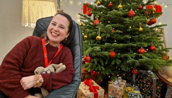 "Vēlējos kļūt par šī Visuma daļu!" Intervija ar izcilo baroka vijolnieci Alfiju Bakijevu