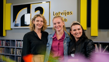 „Protams, arī skaistas kleitas mums ir svarīgas, ne tikai dziedāt!”