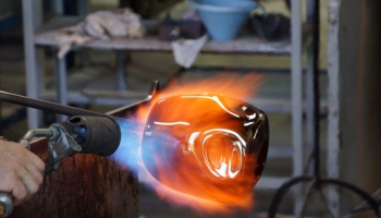8. novembris. Aizsākumi unikālajai Murano stikla ražošanas tradīcijai