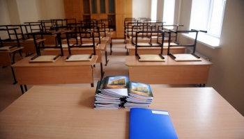Šajā mācību gadā septiņās skolās Rīgā nebūs desmito klašu