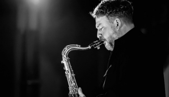 Saksofonists Deniss Paškevičs: Svarīgi ir dāvāt otram mieru